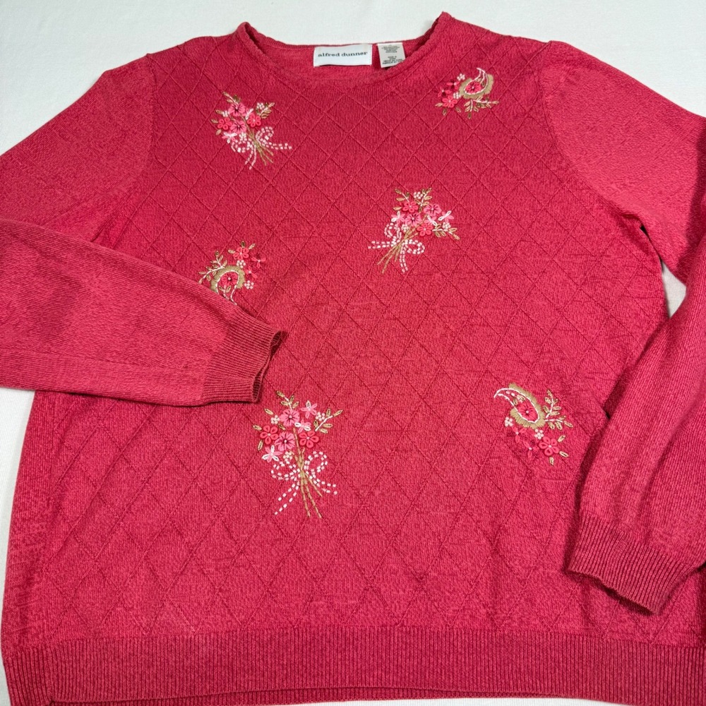 Alfred Dunner Sweater M Pink Red Floral Embroidered Beaded Knit Grandma Cottage